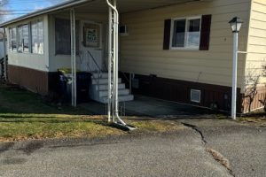 8 Third Street, Portsmouth, RI